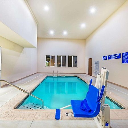 Days Inn & Suites By Wyndham El Dorado Kültér fotó