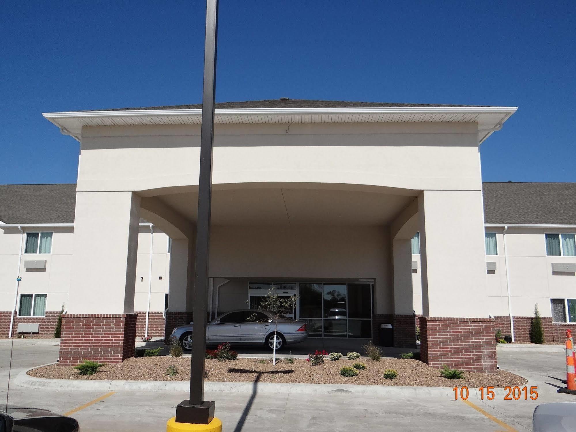 Days Inn & Suites By Wyndham El Dorado Kültér fotó
