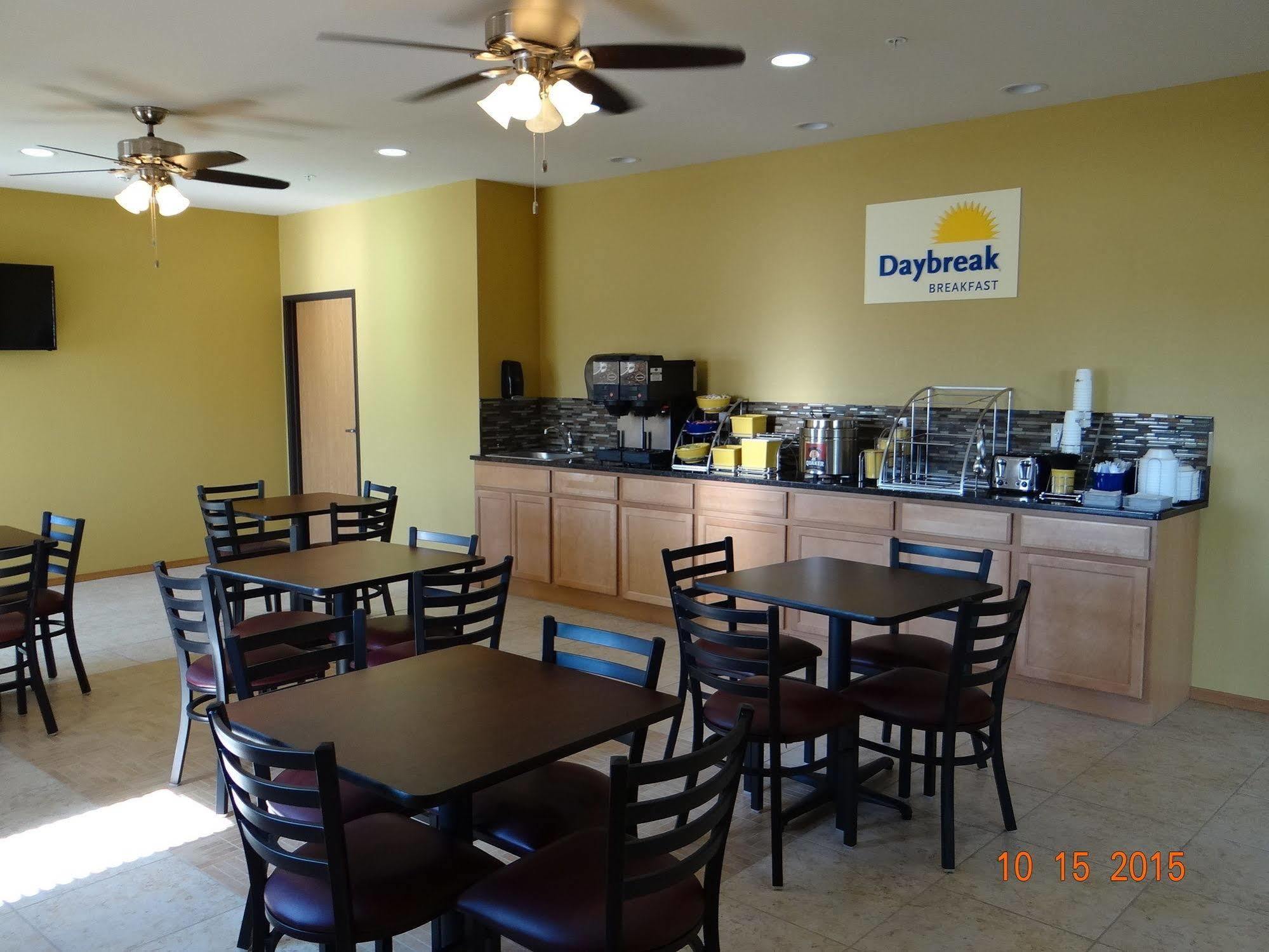 Days Inn & Suites By Wyndham El Dorado Kültér fotó