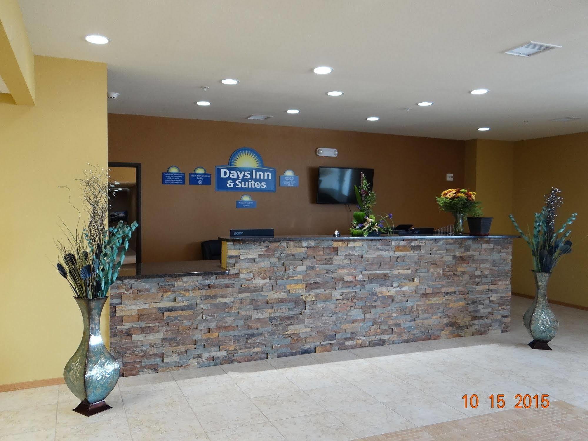 Days Inn & Suites By Wyndham El Dorado Kültér fotó
